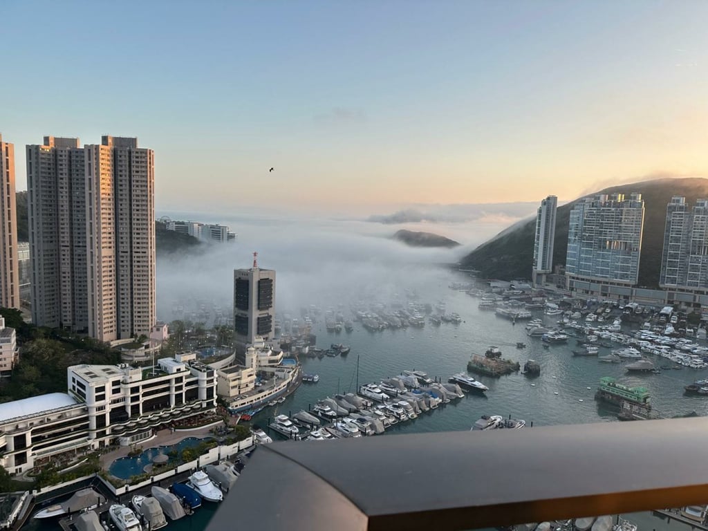 https://img.propertyraptor.com/cdn-cgi/imagedelivery/KD5bF_AFL0JDTbKLWF7z9g/ap8/ap8_001/hornet/prp/img/2f8f4be27a06343bf3c96ae4a2485299-wtm.jpg/public