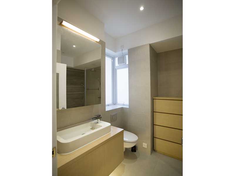 https://img.propertyraptor.com/cdn-cgi/imagedelivery/KD5bF_AFL0JDTbKLWF7z9g/ap8/ap8_001/hornet/prp/img/2fac1a0f44991138e3a7a6508fd7186f.jpg/public
