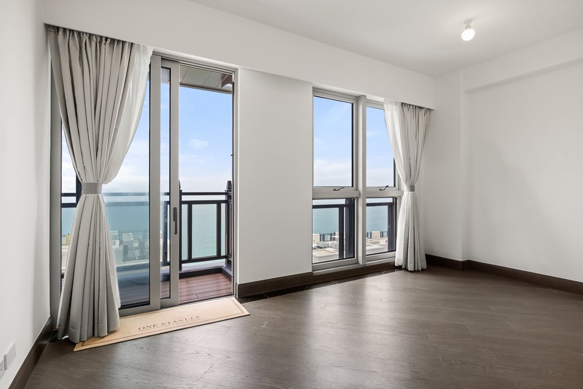 https://img.propertyraptor.com/cdn-cgi/imagedelivery/KD5bF_AFL0JDTbKLWF7z9g/ap8/ap8_001/hornet/prp/img/301d9809afd206565303c690d08299ac-wtm.jpg/public