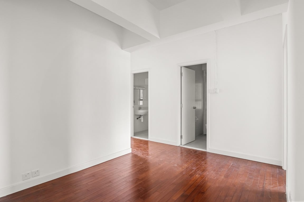 https://img.propertyraptor.com/cdn-cgi/imagedelivery/KD5bF_AFL0JDTbKLWF7z9g/ap8/ap8_001/hornet/prp/img/303b5c650614295874eca8ffe5cfb783-wtm.jpg/public