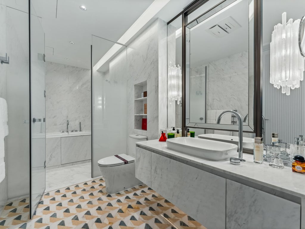 https://img.propertyraptor.com/cdn-cgi/imagedelivery/KD5bF_AFL0JDTbKLWF7z9g/ap8/ap8_001/hornet/prp/img/308cf44613fa24a0d24fccf98c52726c-wtm.jpg/public