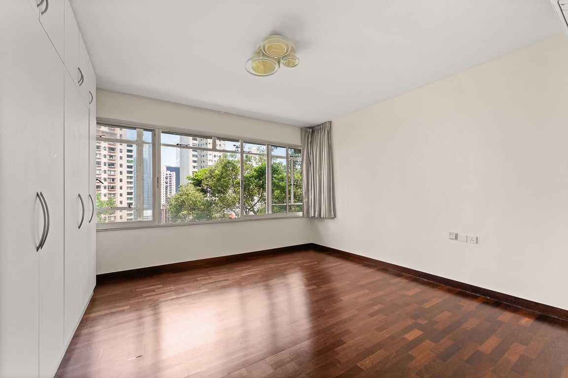 https://img.propertyraptor.com/cdn-cgi/imagedelivery/KD5bF_AFL0JDTbKLWF7z9g/ap8/ap8_001/hornet/prp/img/30e781dfd87ad0ef744ddd2f70005001-wtm.jpg/public