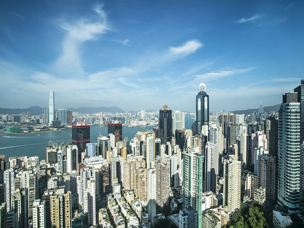 https://img.propertyraptor.com/cdn-cgi/imagedelivery/KD5bF_AFL0JDTbKLWF7z9g/ap8/ap8_001/hornet/prp/img/3161c6b481975cb322bbb815c18c7c2d.jpg/public