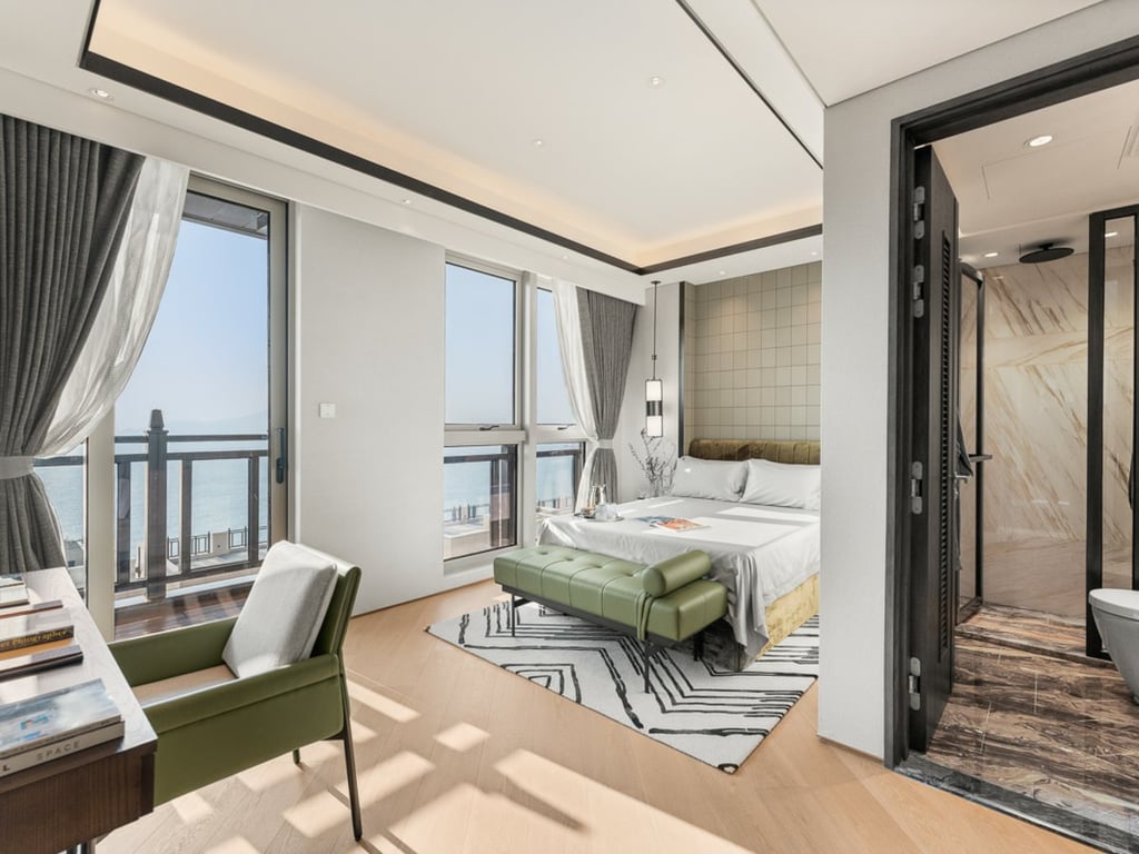 https://img.propertyraptor.com/cdn-cgi/imagedelivery/KD5bF_AFL0JDTbKLWF7z9g/ap8/ap8_001/hornet/prp/img/319ac410327665151a14cae74238330c.jpg/public