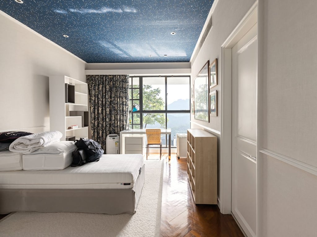 https://img.propertyraptor.com/cdn-cgi/imagedelivery/KD5bF_AFL0JDTbKLWF7z9g/ap8/ap8_001/hornet/prp/img/3266938b254d9d92e469a7a9d9de4fdb.jpg/public