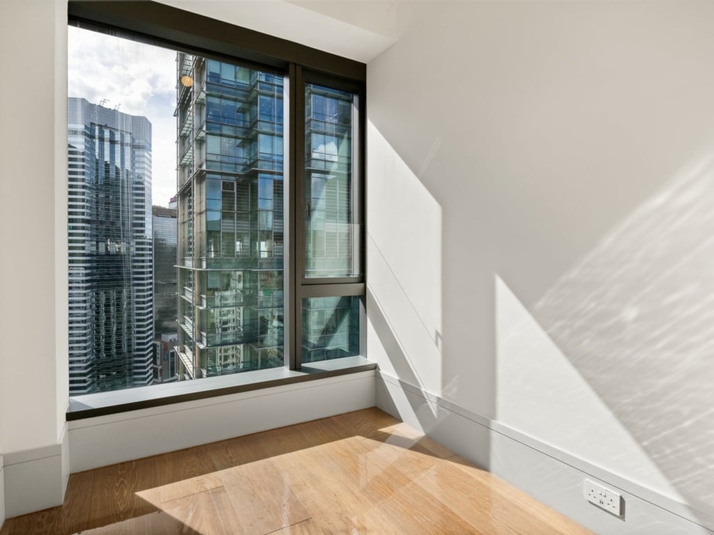https://img.propertyraptor.com/cdn-cgi/imagedelivery/KD5bF_AFL0JDTbKLWF7z9g/ap8/ap8_001/hornet/prp/img/32c93c9df3690191a388806169485d91.jpg/public