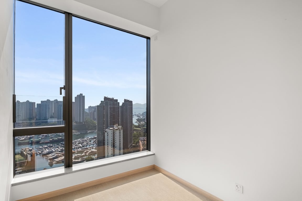 https://img.propertyraptor.com/cdn-cgi/imagedelivery/KD5bF_AFL0JDTbKLWF7z9g/ap8/ap8_001/hornet/prp/img/33842558513c9895744e53cab8836498-wtm.jpg/public
