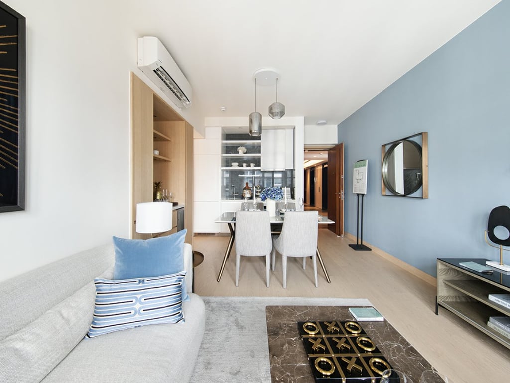 https://img.propertyraptor.com/cdn-cgi/imagedelivery/KD5bF_AFL0JDTbKLWF7z9g/ap8/ap8_001/hornet/prp/img/33d63f701844dac3bb82056c4e1e1a07.jpg/public