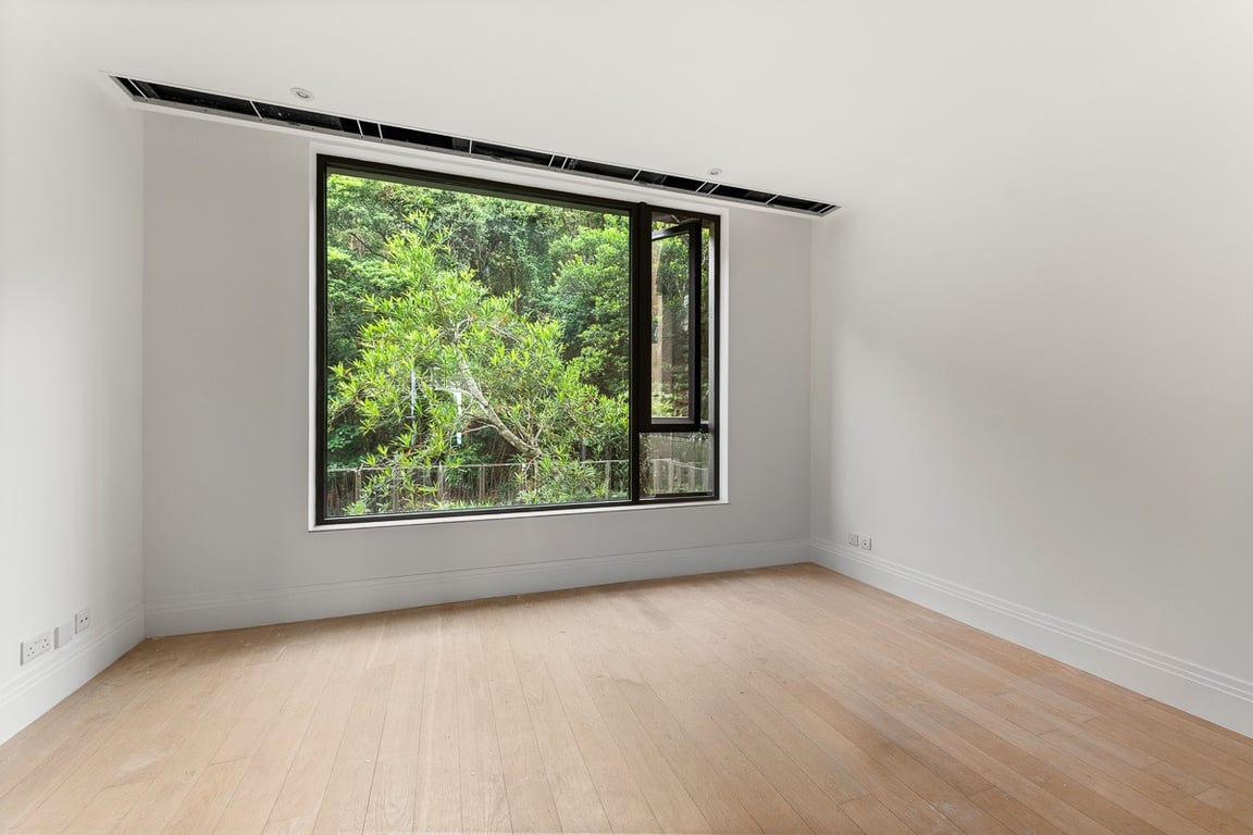 https://img.propertyraptor.com/cdn-cgi/imagedelivery/KD5bF_AFL0JDTbKLWF7z9g/ap8/ap8_001/hornet/prp/img/34cdaba06d0999883a545c75bd84ce9e-wtm.jpg/public