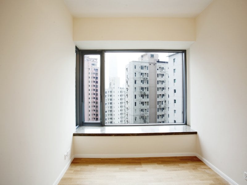 https://img.propertyraptor.com/cdn-cgi/imagedelivery/KD5bF_AFL0JDTbKLWF7z9g/ap8/ap8_001/hornet/prp/img/35d835accae34289b61b590f8dbd3dd1.jpg/public