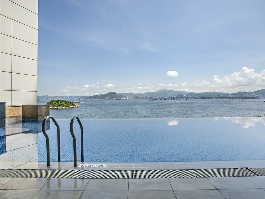 https://img.propertyraptor.com/cdn-cgi/imagedelivery/KD5bF_AFL0JDTbKLWF7z9g/ap8/ap8_001/hornet/prp/img/360d6a957899a8023398832ebb3995b9.jpg/public