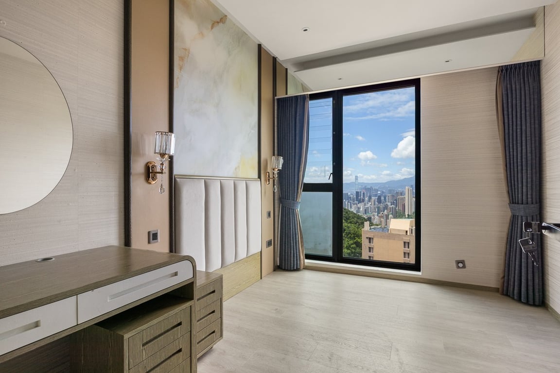 https://img.propertyraptor.com/cdn-cgi/imagedelivery/KD5bF_AFL0JDTbKLWF7z9g/ap8/ap8_001/hornet/prp/img/3674ab06e5ff9e87a30c81ecce955c7d-wtm.jpg/public