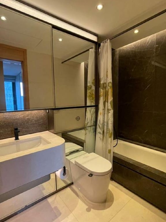 https://img.propertyraptor.com/cdn-cgi/imagedelivery/KD5bF_AFL0JDTbKLWF7z9g/ap8/ap8_001/hornet/prp/img/367aa2b9b1c6f6c772078388b276b2d3.jpg/public