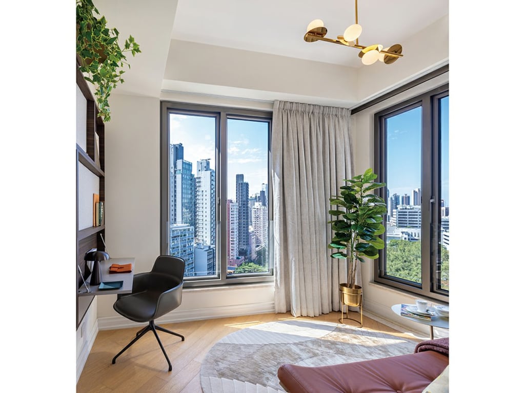 https://img.propertyraptor.com/cdn-cgi/imagedelivery/KD5bF_AFL0JDTbKLWF7z9g/ap8/ap8_001/hornet/prp/img/36801d459d005eb2c301e5884074736e.jpg/public