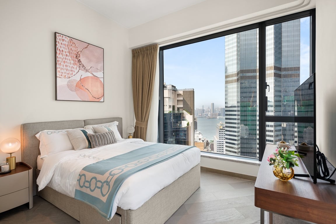 https://img.propertyraptor.com/cdn-cgi/imagedelivery/KD5bF_AFL0JDTbKLWF7z9g/ap8/ap8_001/hornet/prp/img/368c3d8e406d95bdd8b87b8f92ff729b-wtm.jpg/public