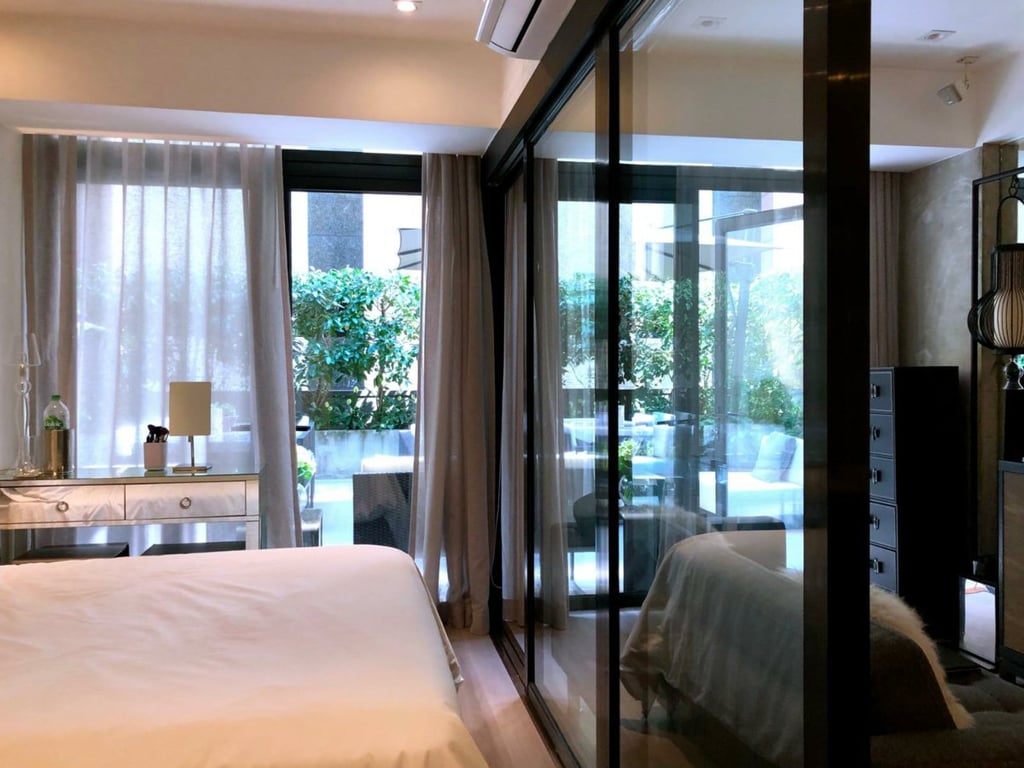 https://img.propertyraptor.com/cdn-cgi/imagedelivery/KD5bF_AFL0JDTbKLWF7z9g/ap8/ap8_001/hornet/prp/img/36ca1910ae692d842110225d3e21cbed.jpg/public