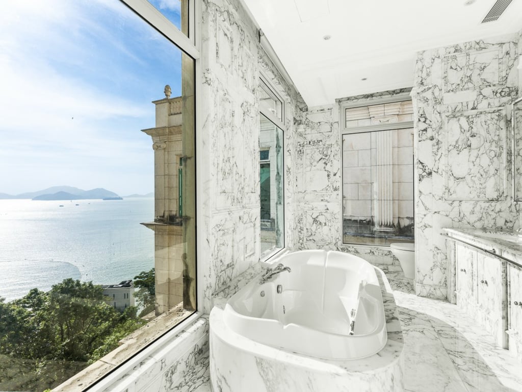 https://img.propertyraptor.com/cdn-cgi/imagedelivery/KD5bF_AFL0JDTbKLWF7z9g/ap8/ap8_001/hornet/prp/img/3716c52906dd12b4bc1c9a2213959de8-wtm.jpg/public