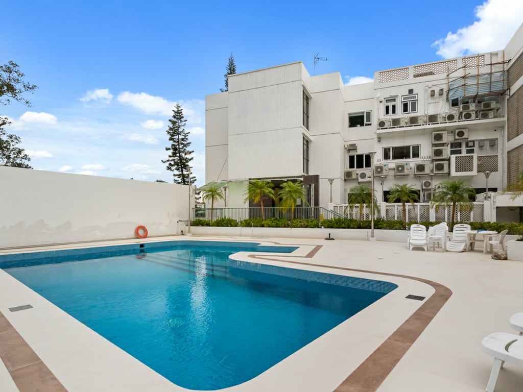 https://img.propertyraptor.com/cdn-cgi/imagedelivery/KD5bF_AFL0JDTbKLWF7z9g/ap8/ap8_001/hornet/prp/img/3772f42ed220b49c46f8bcffa29b9e01-wtm.jpg/public