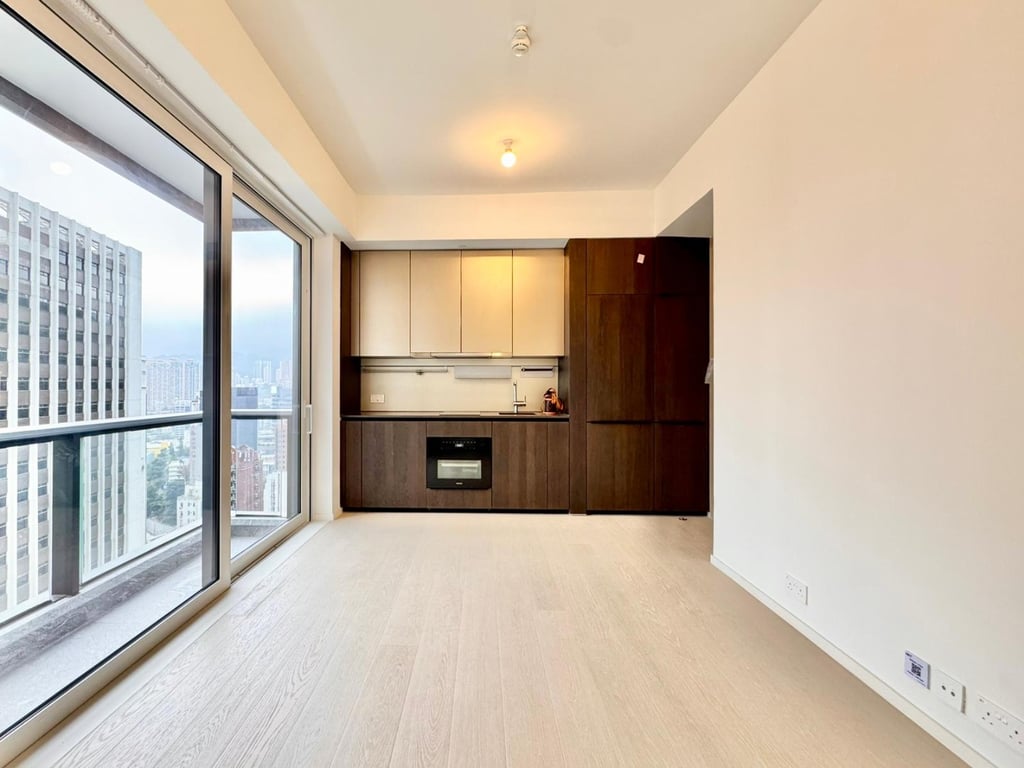 33 Kennedy Road