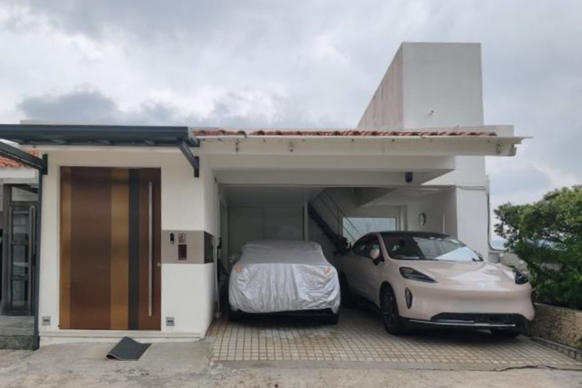 https://img.propertyraptor.com/cdn-cgi/imagedelivery/KD5bF_AFL0JDTbKLWF7z9g/ap8/ap8_001/hornet/prp/img/37ef1d0ec955712243edc4349c4432a2-wtm.jpg/public