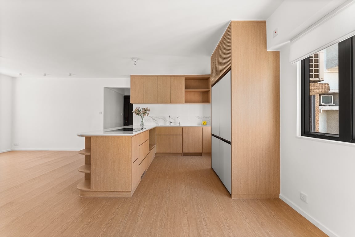 https://img.propertyraptor.com/cdn-cgi/imagedelivery/KD5bF_AFL0JDTbKLWF7z9g/ap8/ap8_001/hornet/prp/img/38065b4aa59efd43560bfb4a1b7288ae-wtm.jpg/public