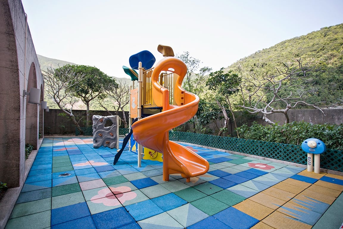 https://img.propertyraptor.com/cdn-cgi/imagedelivery/KD5bF_AFL0JDTbKLWF7z9g/ap8/ap8_001/hornet/prp/img/382e413d5a894b757789263373d127da-wtm.jpg/public