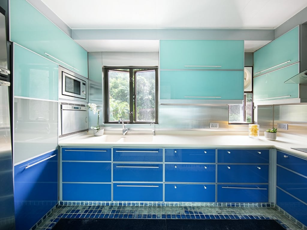 https://img.propertyraptor.com/cdn-cgi/imagedelivery/KD5bF_AFL0JDTbKLWF7z9g/ap8/ap8_001/hornet/prp/img/387d6903e84342a61cc6d564bf490dc3.jpg/public