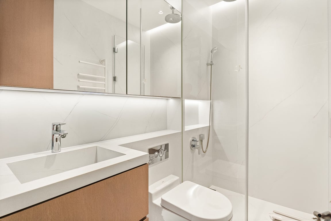 https://img.propertyraptor.com/cdn-cgi/imagedelivery/KD5bF_AFL0JDTbKLWF7z9g/ap8/ap8_001/hornet/prp/img/388592eee31bf0241affb40c084ec851-wtm.jpg/public