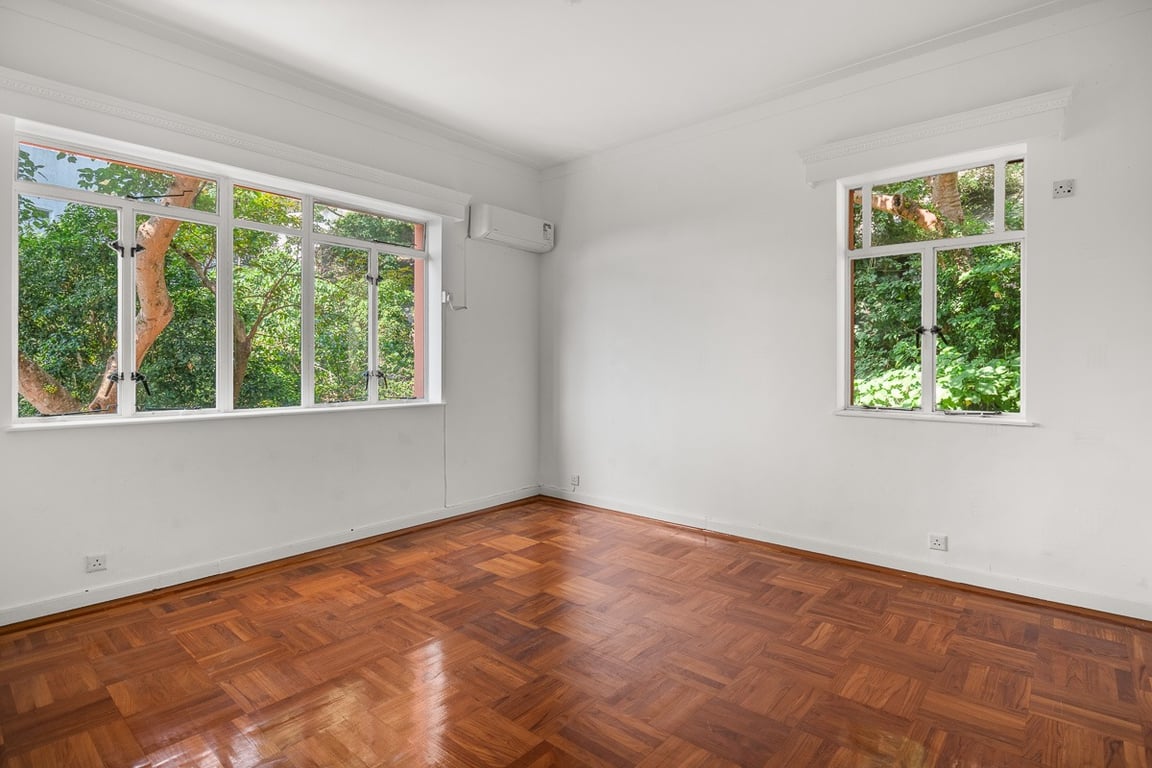 6-8 Stanley Village Road