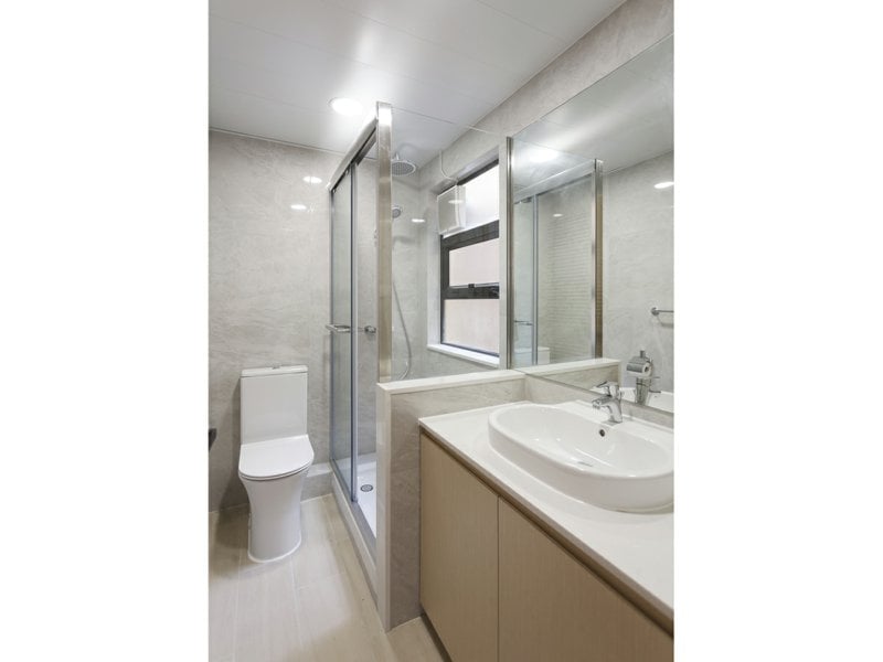 https://img.propertyraptor.com/cdn-cgi/imagedelivery/KD5bF_AFL0JDTbKLWF7z9g/ap8/ap8_001/hornet/prp/img/39a49bbe38dad0fb72ef3bd51c5f3f2b.jpg/public