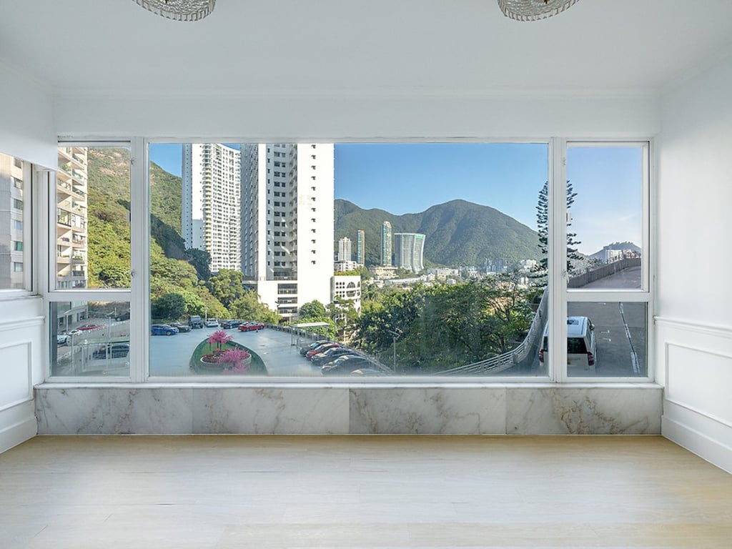 Repulse Bay Garden