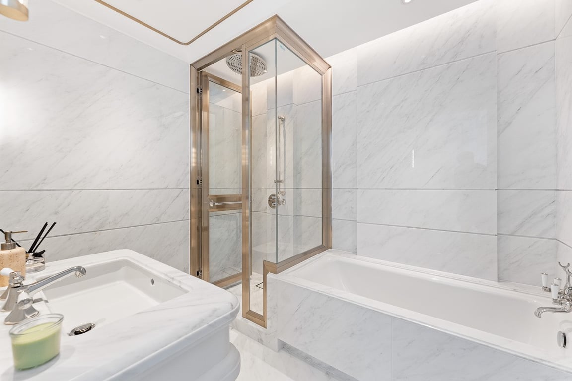 https://img.propertyraptor.com/cdn-cgi/imagedelivery/KD5bF_AFL0JDTbKLWF7z9g/ap8/ap8_001/hornet/prp/img/3a16c2b92e4d5ca217c8b6035788b399-wtm.jpg/public