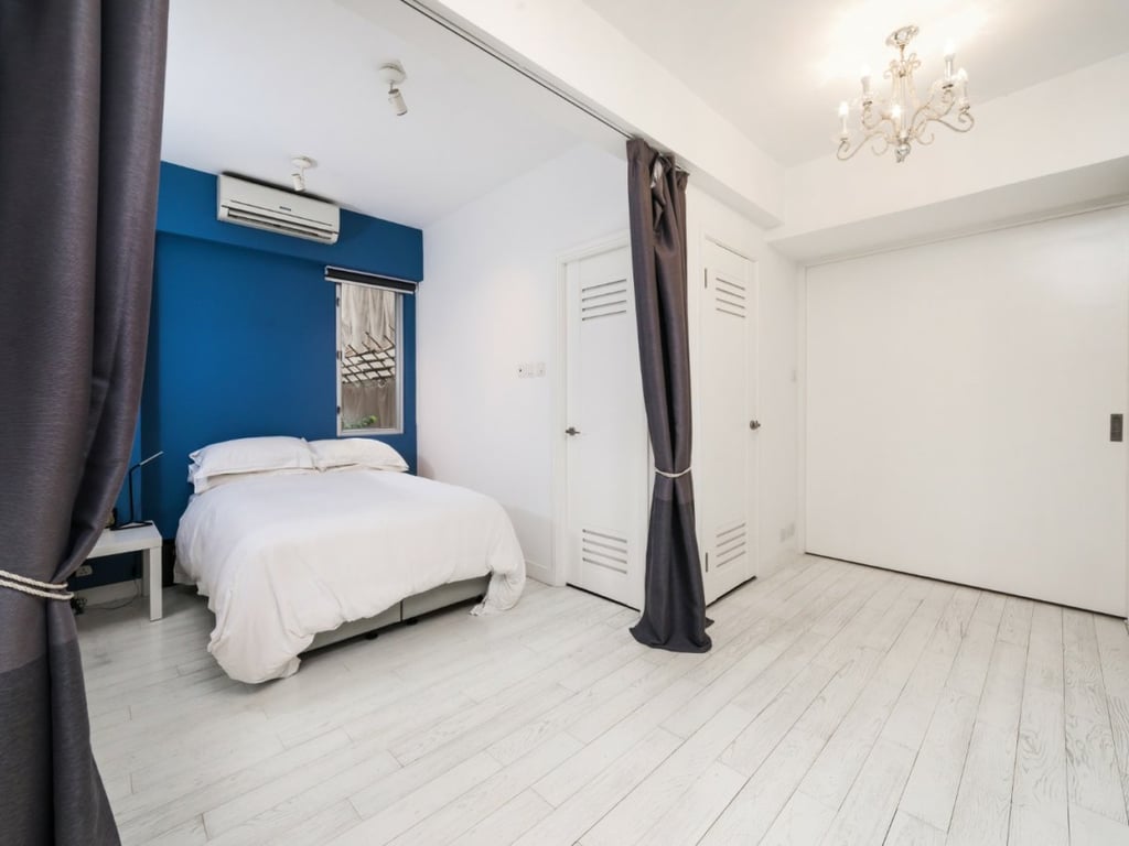 https://img.propertyraptor.com/cdn-cgi/imagedelivery/KD5bF_AFL0JDTbKLWF7z9g/ap8/ap8_001/hornet/prp/img/3ada6c9837d7c46c56a0c3267148803c.jpg/public