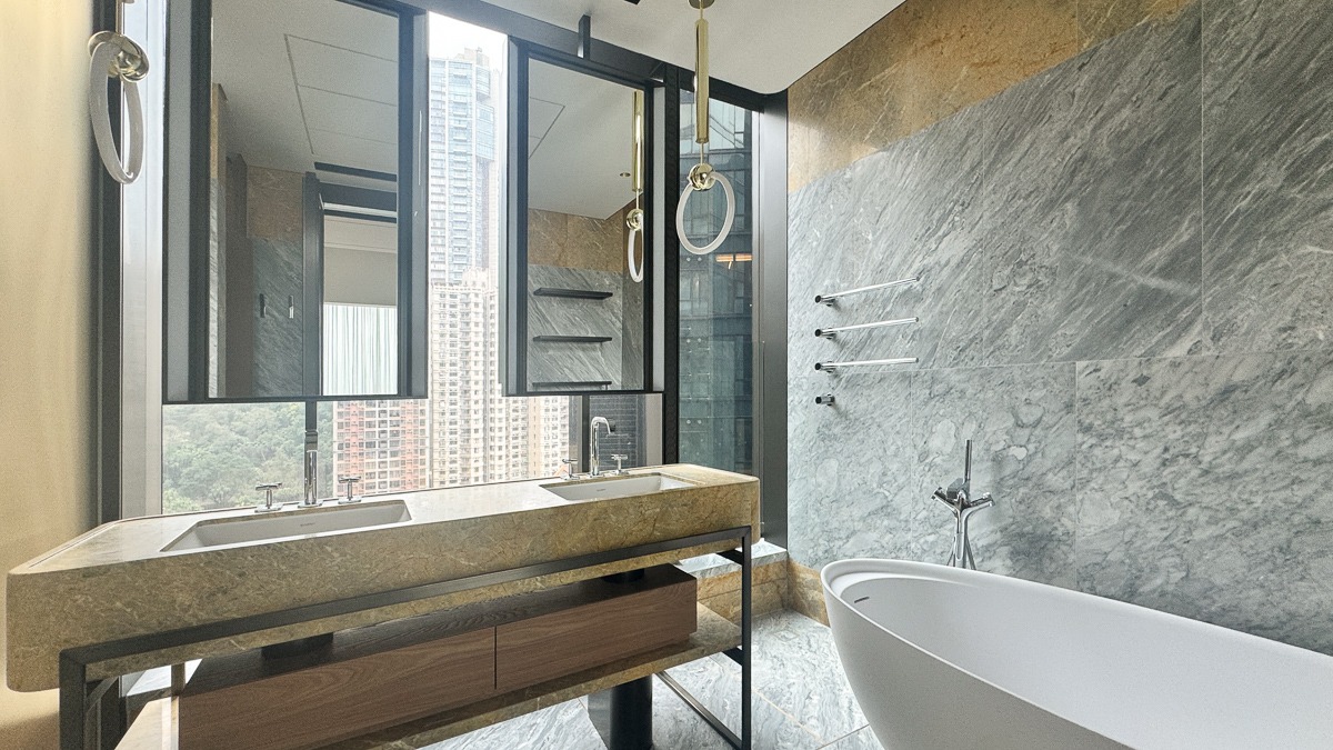 https://img.propertyraptor.com/cdn-cgi/imagedelivery/KD5bF_AFL0JDTbKLWF7z9g/ap8/ap8_001/hornet/prp/img/3b7ff71ddf69f74a252cbcad588351ba-wtm.jpg/public