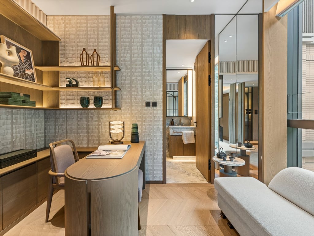 https://img.propertyraptor.com/cdn-cgi/imagedelivery/KD5bF_AFL0JDTbKLWF7z9g/ap8/ap8_001/hornet/prp/img/3bb56025be6531975246195652495b38-wtm.jpg/public
