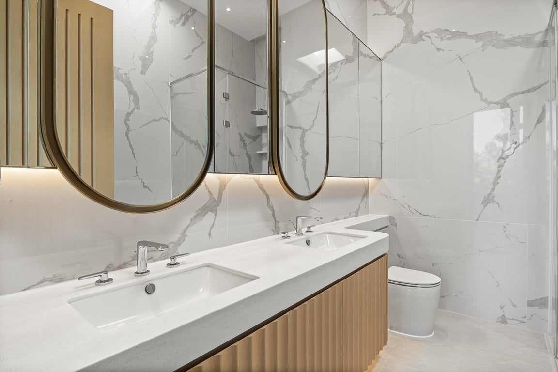 https://img.propertyraptor.com/cdn-cgi/imagedelivery/KD5bF_AFL0JDTbKLWF7z9g/ap8/ap8_001/hornet/prp/img/3bb674159299059aced51ebed9b5413a-wtm.jpg/public