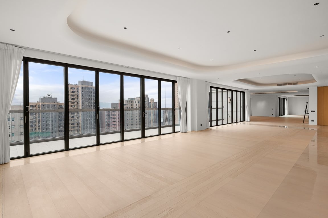https://img.propertyraptor.com/cdn-cgi/imagedelivery/KD5bF_AFL0JDTbKLWF7z9g/ap8/ap8_001/hornet/prp/img/3bd13b26bad05da52cec01551c6118fb-wtm.jpg/public