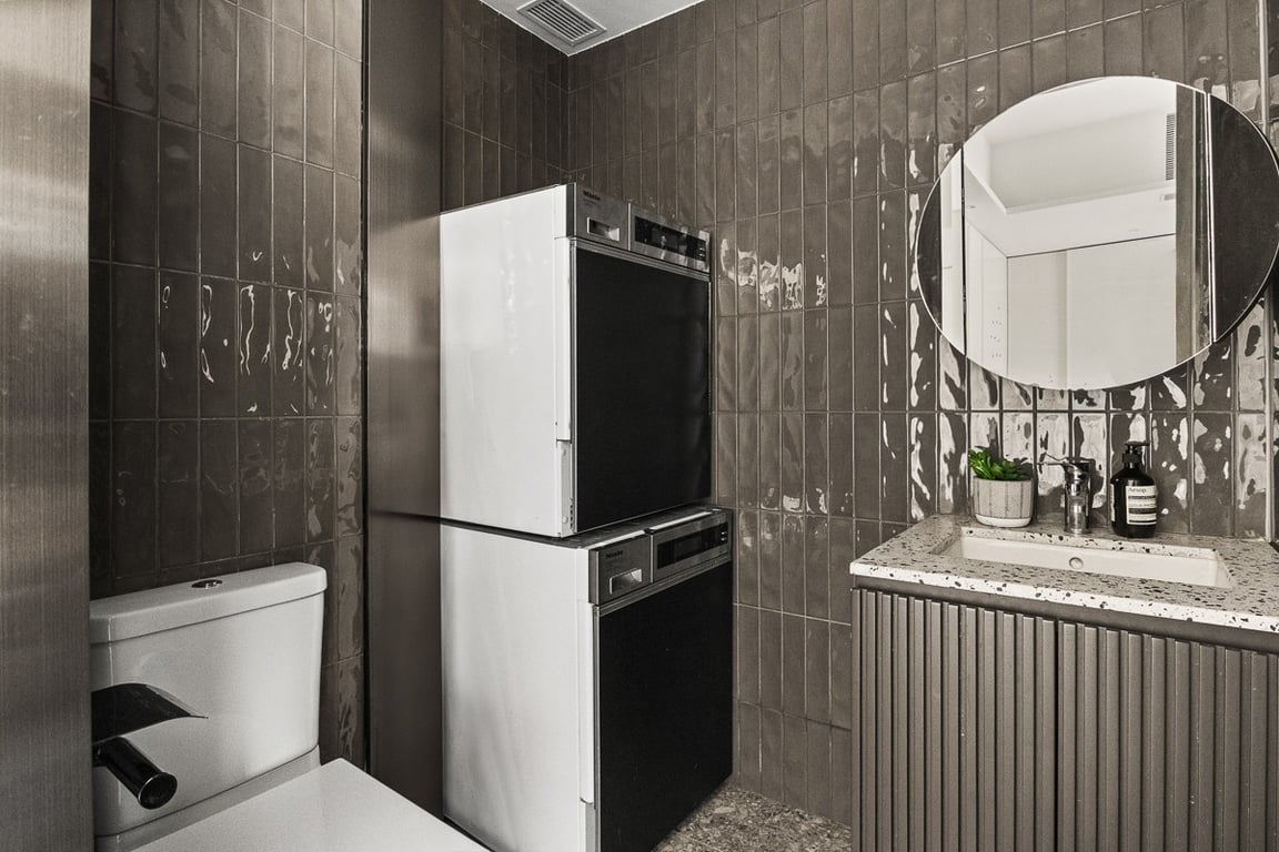 https://img.propertyraptor.com/cdn-cgi/imagedelivery/KD5bF_AFL0JDTbKLWF7z9g/ap8/ap8_001/hornet/prp/img/3bd301473e0dd53a50fc91a354d4411e-wtm.jpg/public