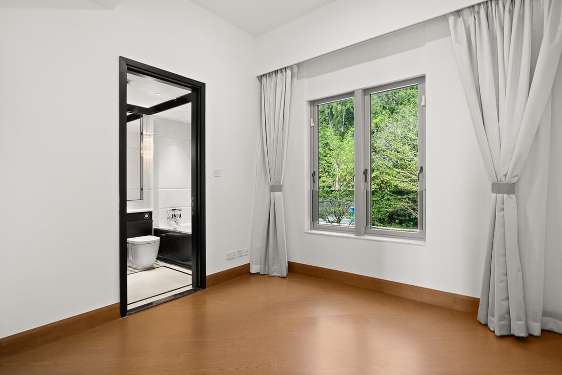 https://img.propertyraptor.com/cdn-cgi/imagedelivery/KD5bF_AFL0JDTbKLWF7z9g/ap8/ap8_001/hornet/prp/img/3bf1d43fb36bf5c39013d696e304c740-wtm.jpg/public
