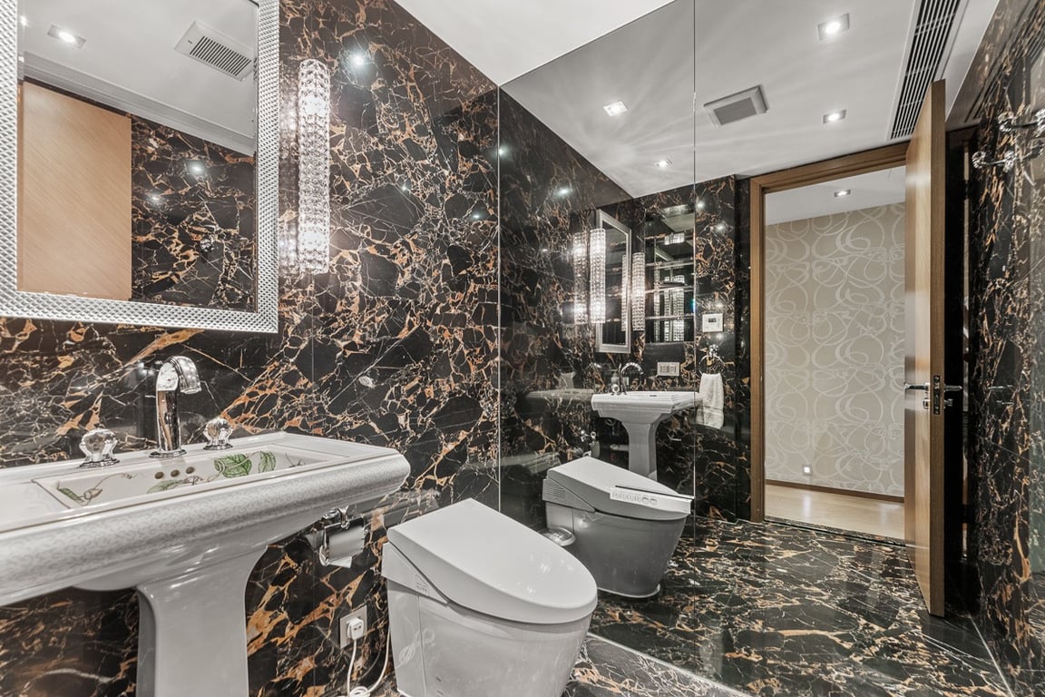 https://img.propertyraptor.com/cdn-cgi/imagedelivery/KD5bF_AFL0JDTbKLWF7z9g/ap8/ap8_001/hornet/prp/img/3c27143af6da645061515cb92f59d04e-wtm.jpg/public