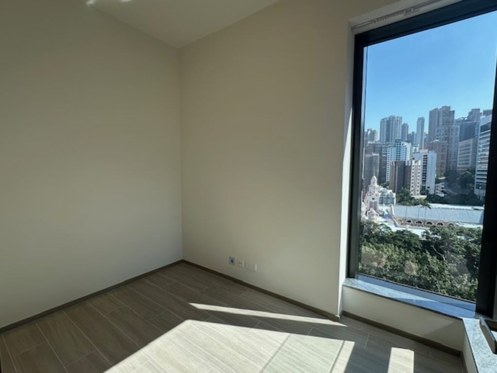 https://img.propertyraptor.com/cdn-cgi/imagedelivery/KD5bF_AFL0JDTbKLWF7z9g/ap8/ap8_001/hornet/prp/img/3c58bb9589283f944635d890a236c5e7-wtm.jpg/public