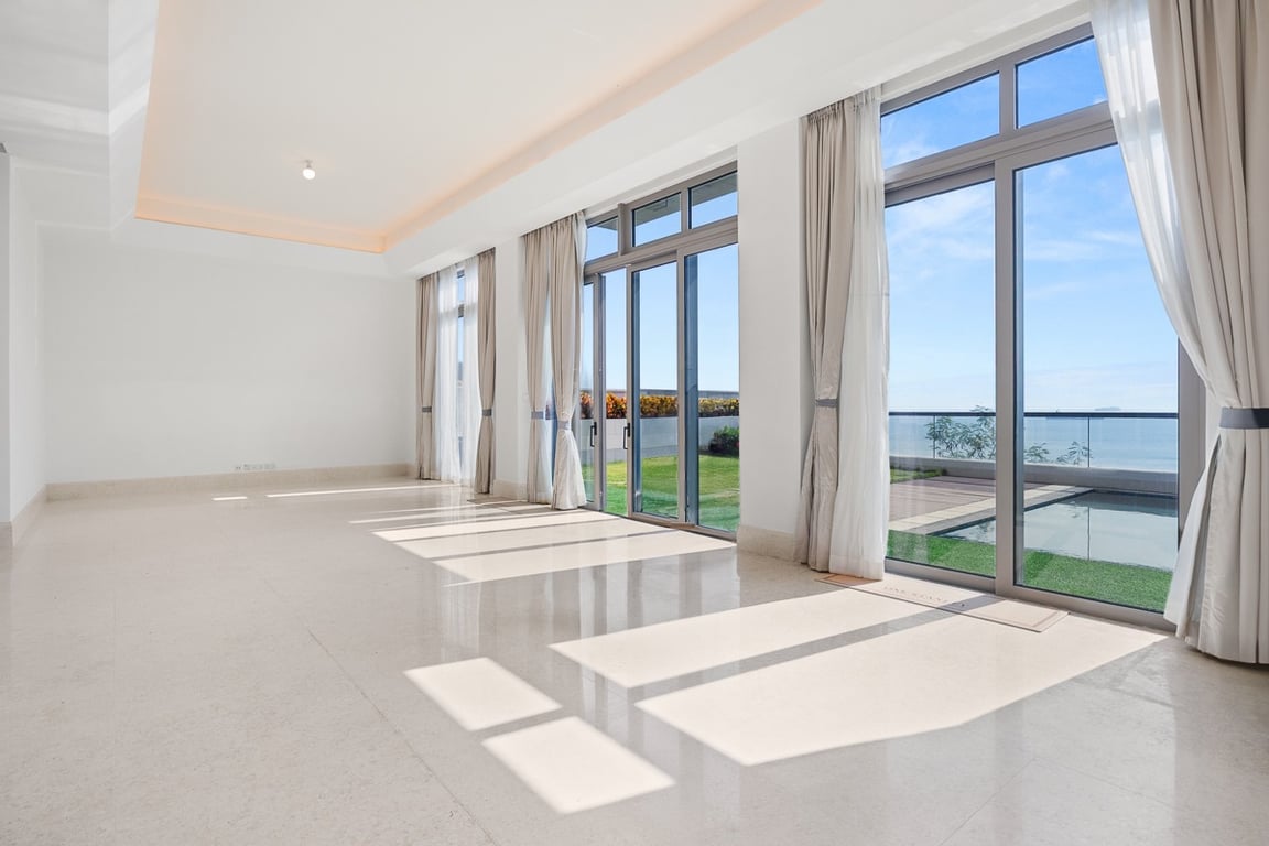 https://img.propertyraptor.com/cdn-cgi/imagedelivery/KD5bF_AFL0JDTbKLWF7z9g/ap8/ap8_001/hornet/prp/img/3c9a2c1c7b8b3c9f0981ee69d55f98f3-wtm.jpg/public