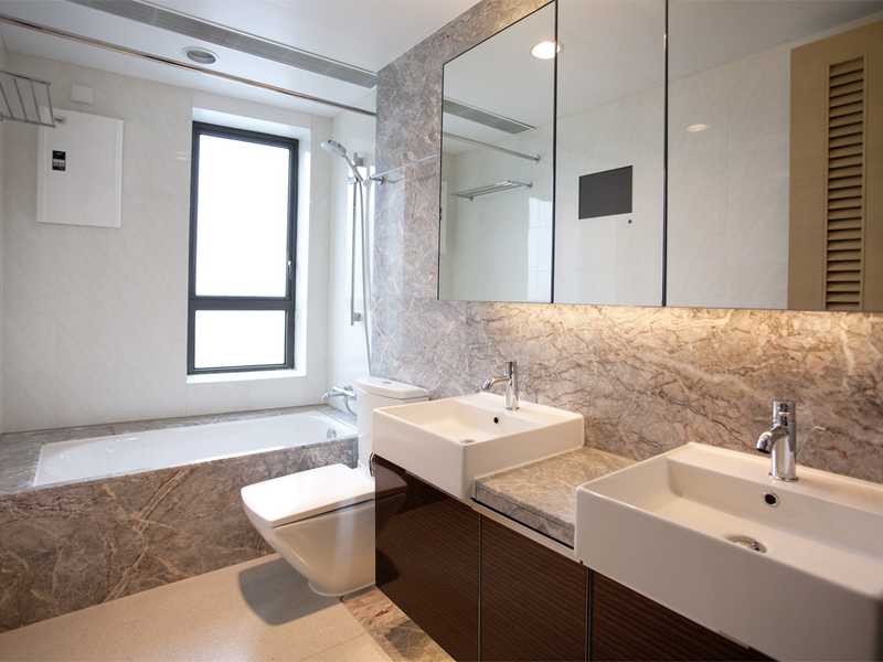 https://img.propertyraptor.com/cdn-cgi/imagedelivery/KD5bF_AFL0JDTbKLWF7z9g/ap8/ap8_001/hornet/prp/img/3cd4f16a8f8b0117b59a649e00098aec.jpg/public