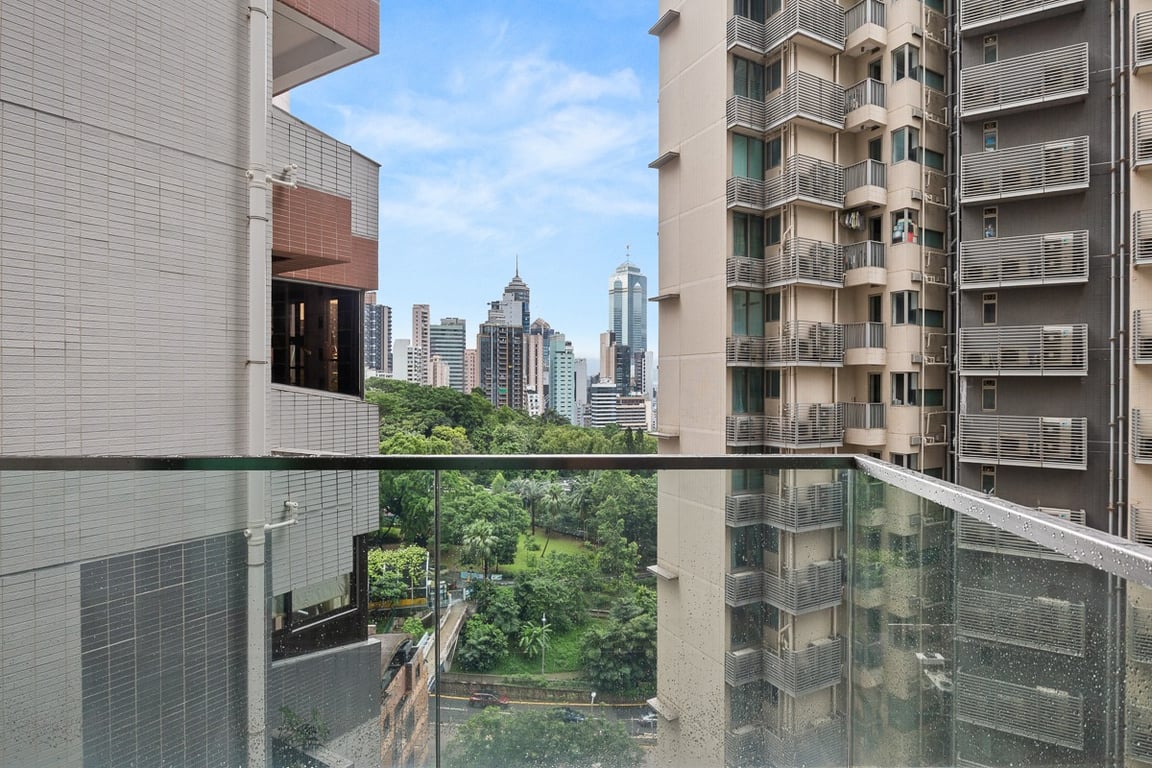 11 Macdonnell Road