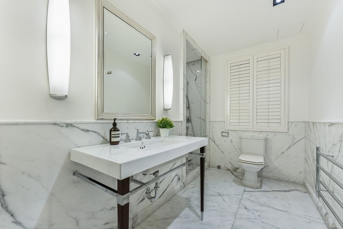 https://img.propertyraptor.com/cdn-cgi/imagedelivery/KD5bF_AFL0JDTbKLWF7z9g/ap8/ap8_001/hornet/prp/img/3d229f10c0d848c349b1537e14d9051c-wtm.jpg/public