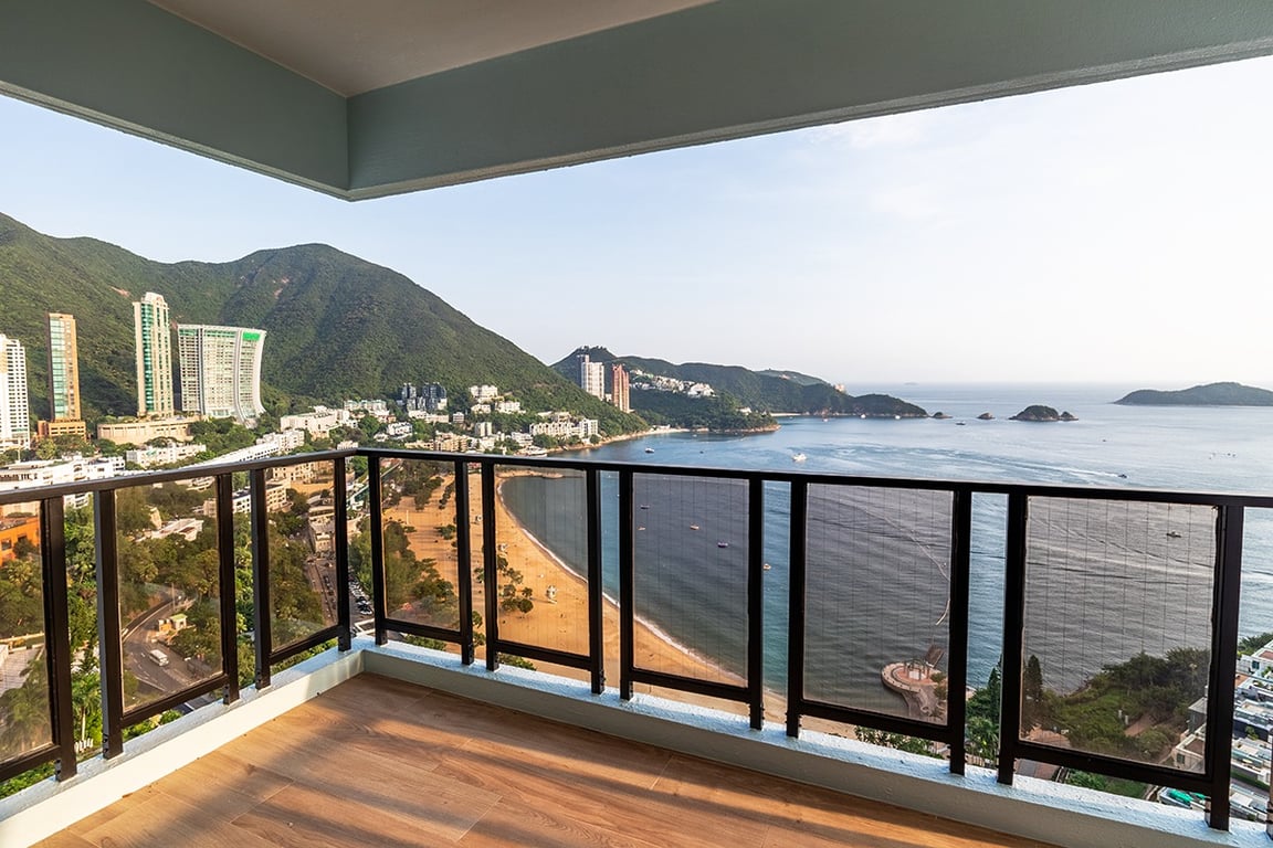 Repulse Bay Apartments