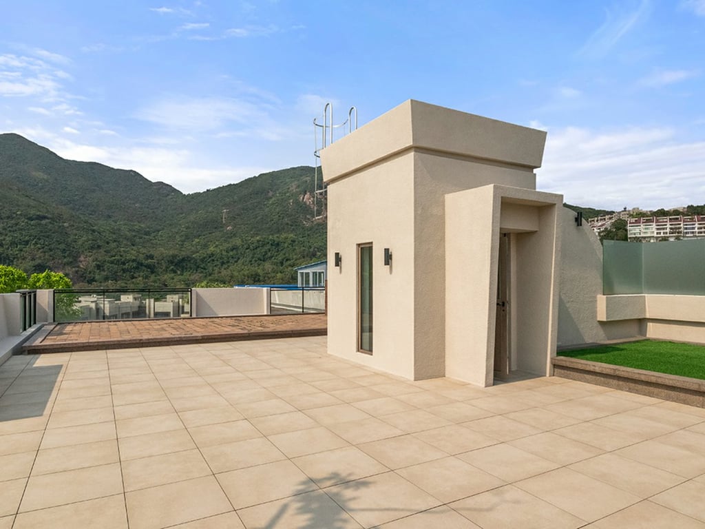 https://img.propertyraptor.com/cdn-cgi/imagedelivery/KD5bF_AFL0JDTbKLWF7z9g/ap8/ap8_001/hornet/prp/img/3dd63cd9f8dd8ae381e70ebbbf3efe39.jpg/public