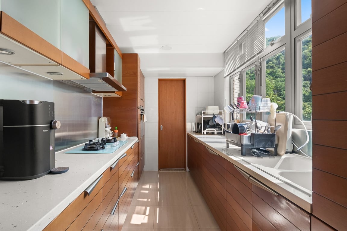https://img.propertyraptor.com/cdn-cgi/imagedelivery/KD5bF_AFL0JDTbKLWF7z9g/ap8/ap8_001/hornet/prp/img/3dfdce48e77f8f298b7315cf1ffe0659-wtm.jpg/public
