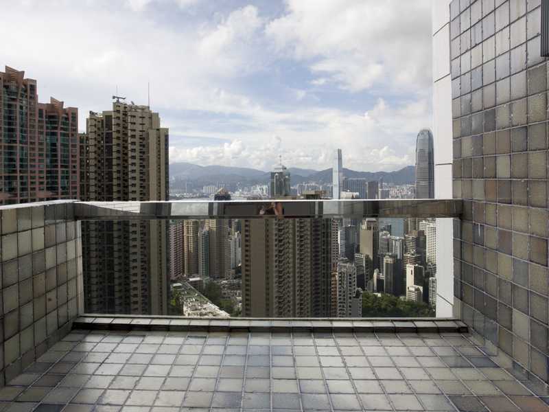 https://img.propertyraptor.com/cdn-cgi/imagedelivery/KD5bF_AFL0JDTbKLWF7z9g/ap8/ap8_001/hornet/prp/img/3e6328b9c9315f469ce27142db160fea.jpg/public