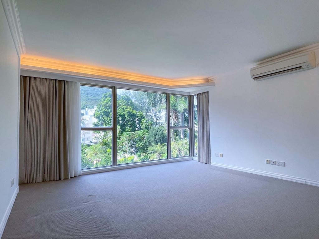 https://img.propertyraptor.com/cdn-cgi/imagedelivery/KD5bF_AFL0JDTbKLWF7z9g/ap8/ap8_001/hornet/prp/img/3e7c0e60831f346ebd5323f461bceedb-wtm.jpg/public